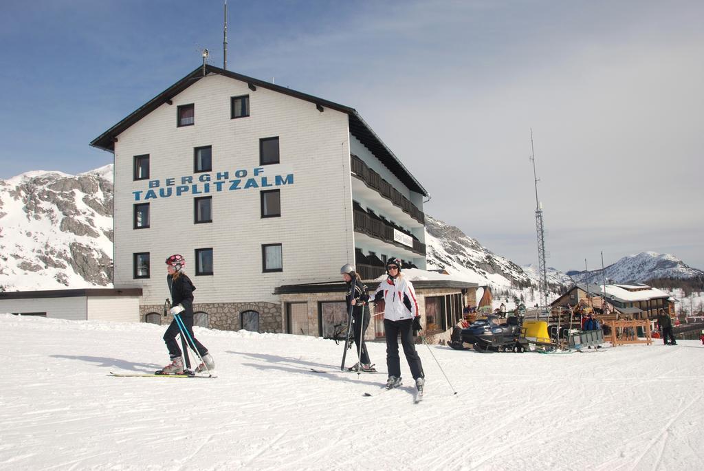 Hotel Berghof Tauplitzalm エクステリア 写真